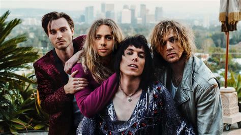 the struts controversy